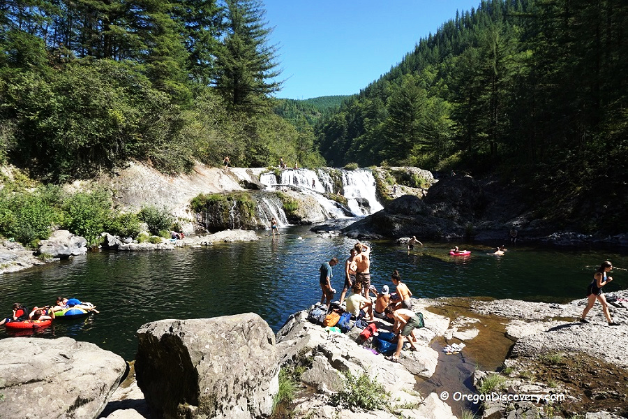 Dougan Falls Washington, Swimming Area at the waterfall base