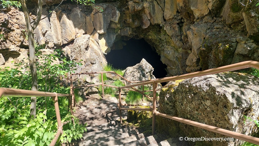 Lava River Cave Entrance, Oregon