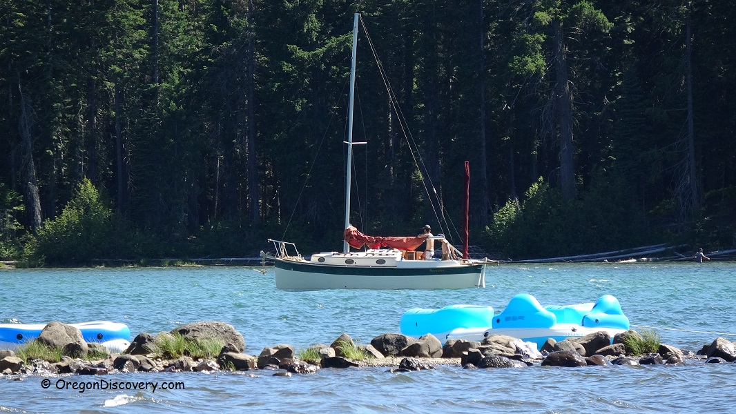 Cultus Lake Cascade Lakes Highway Oregon Discovery