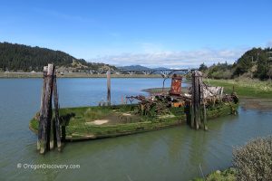 Gold Beach - Shipwreck of the Mary D. Hume