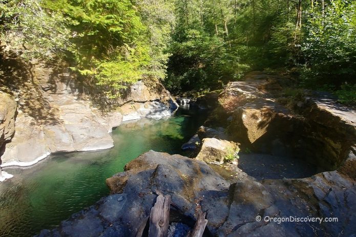 Elk River - Swimming & Rockhounding | Oregon Coast - Oregon Discovery