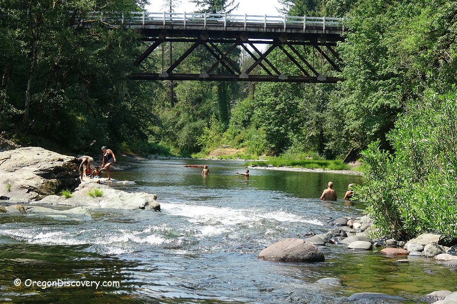 Cascadia State Park - Swimming
