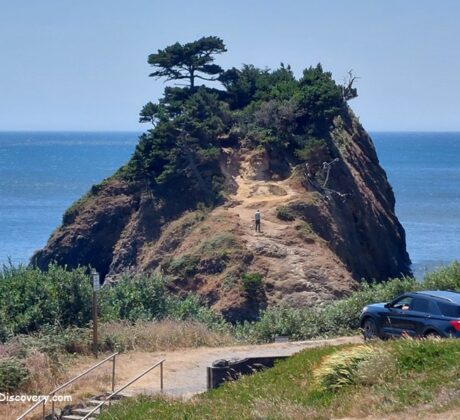 Battle Rock Arch, Port Orford, Oregon Coast