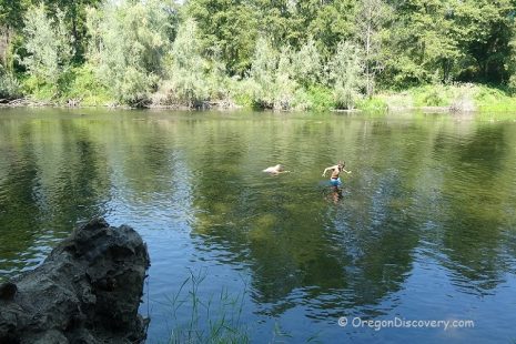 Applegate Rafting Oregon Applegate River Swimming & Other Water Activities - Oregon Discovery