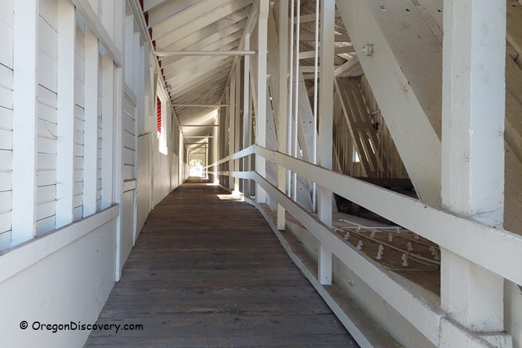 Office Covered Bridge, Oregon